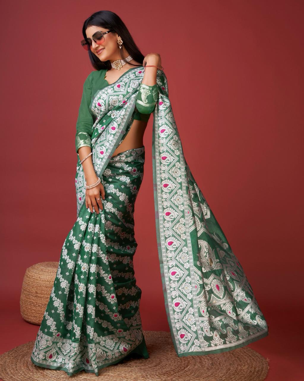 Vibrant Green Cotton Silk Saree With Radiant Blouse Piece