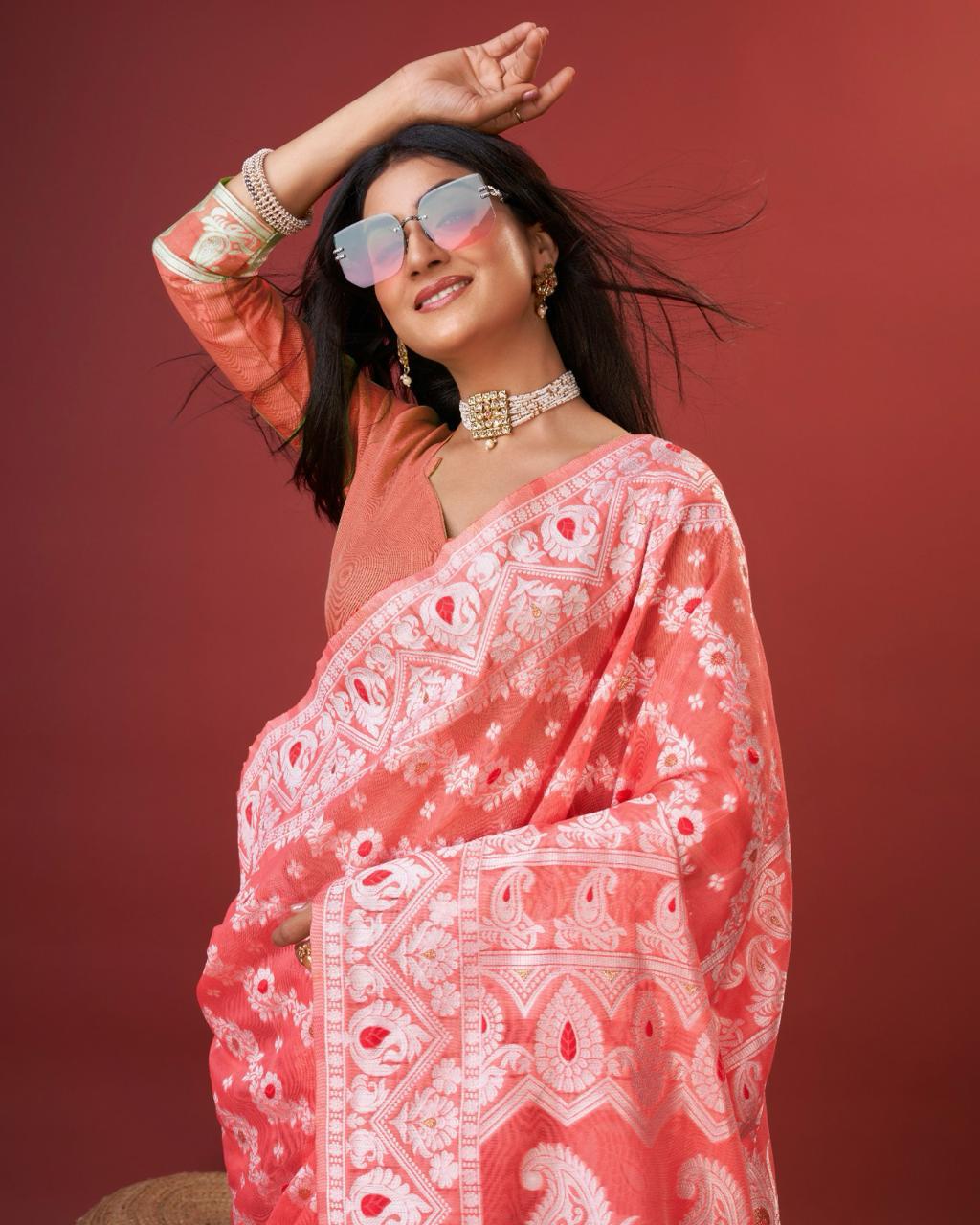 Aplomb Peach Cotton Silk Saree With Allure Blouse Piece