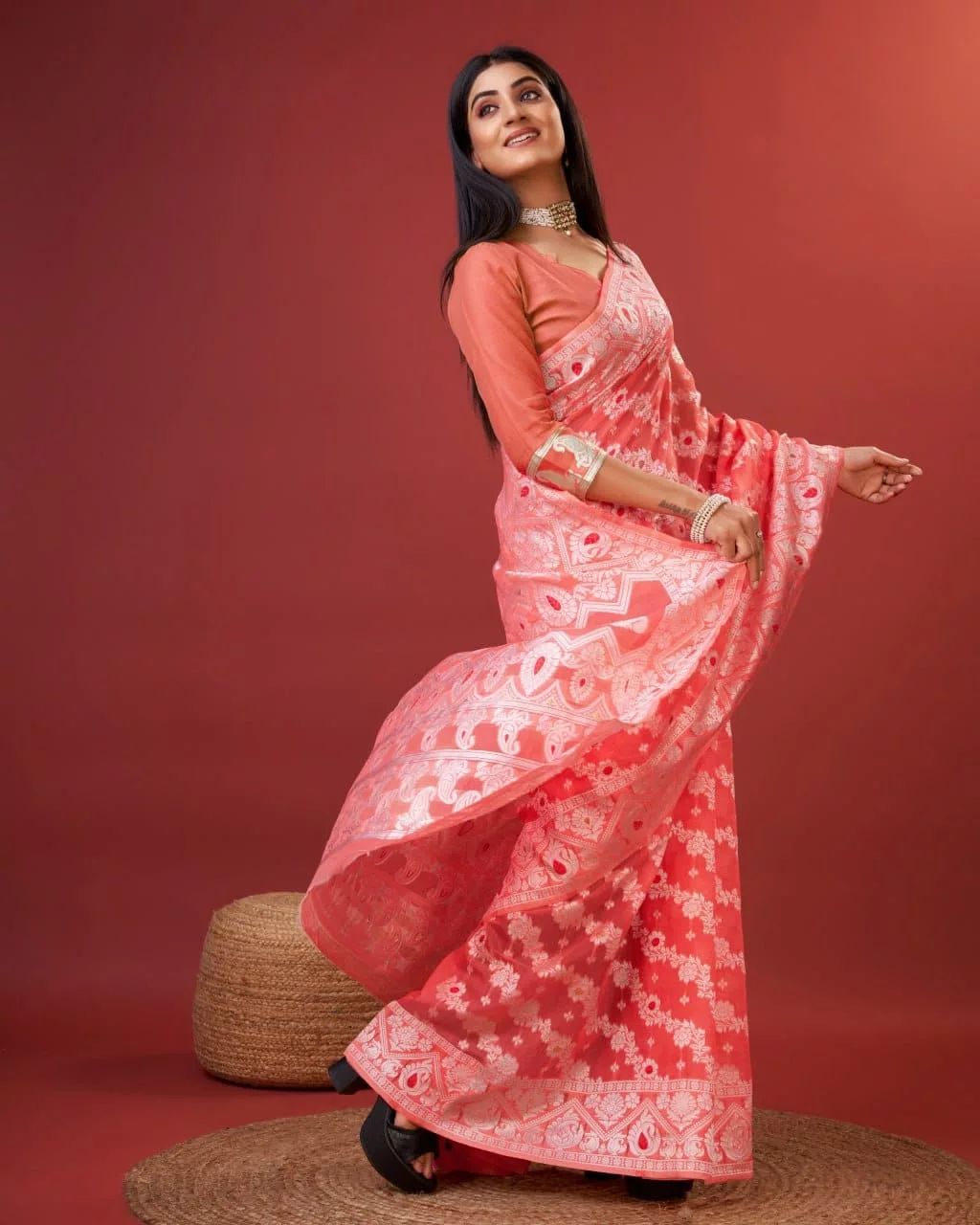 Aplomb Peach Cotton Silk Saree With Allure Blouse Piece