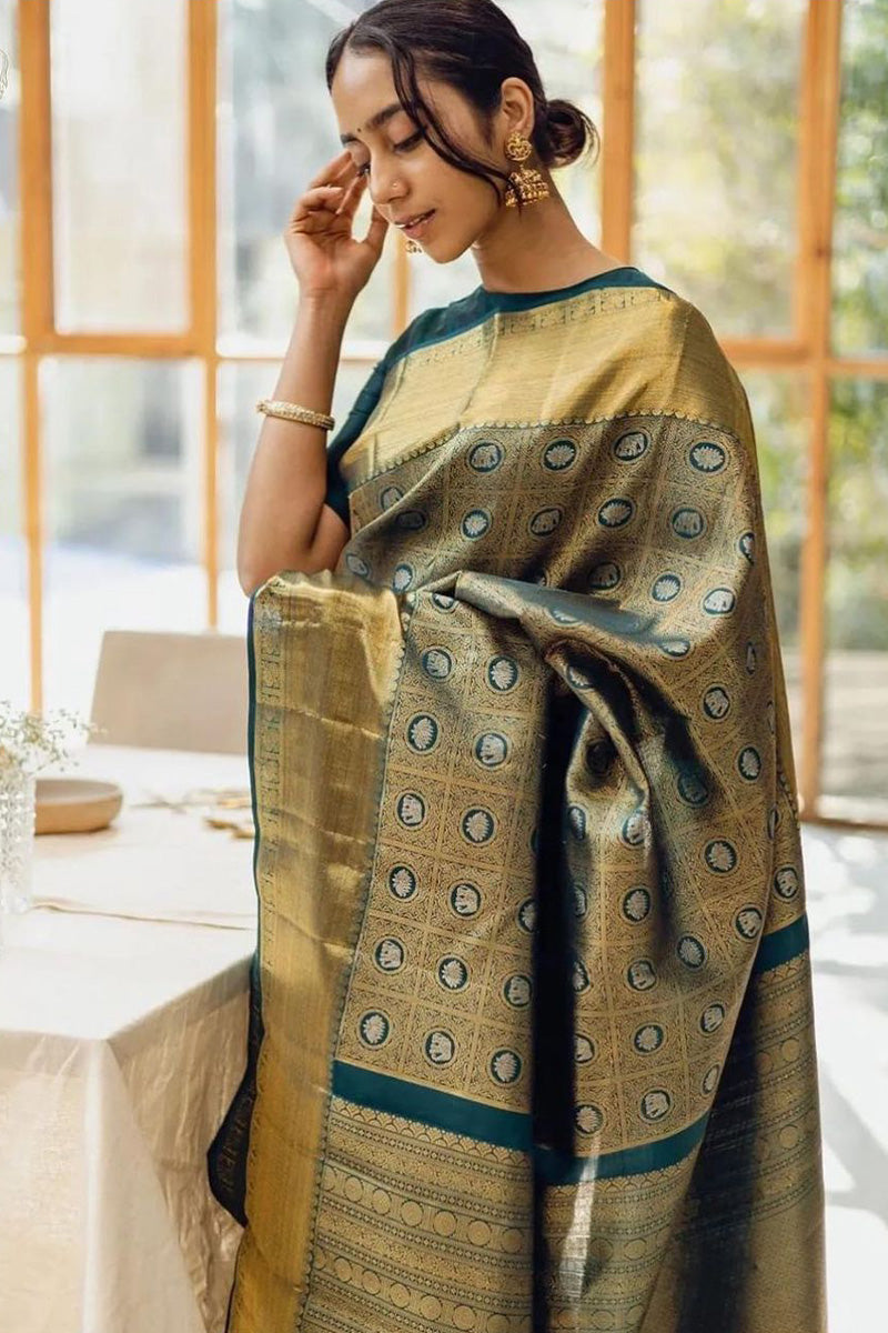 Allure Dark Green Soft Silk Saree With Exemplary Blouse Piece