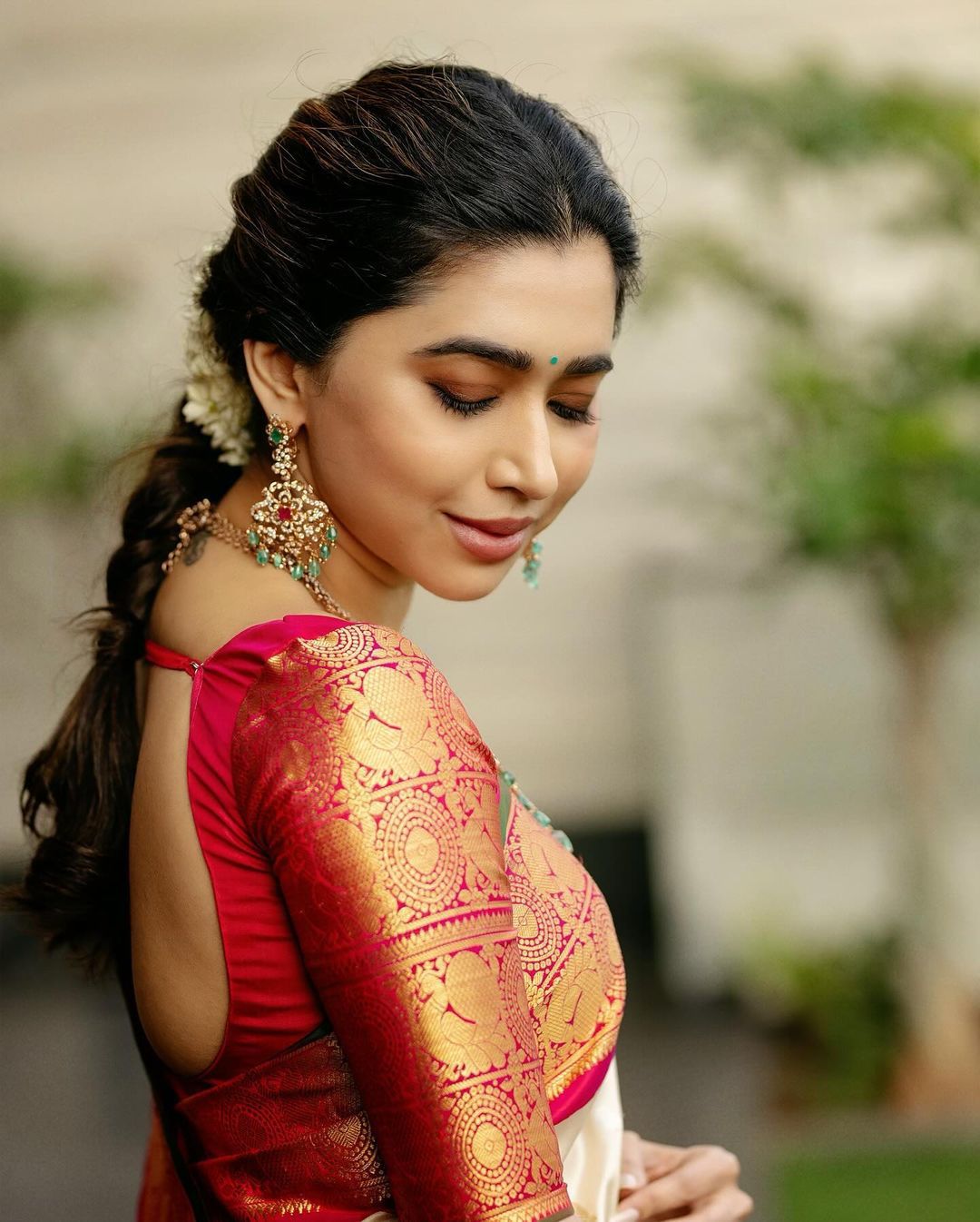 Elision Beige Soft Silk Saree With Girlish Blouse Piece
