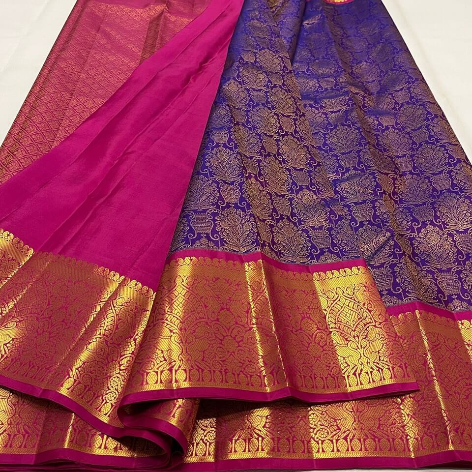 Sizzling Purple Soft Banarasi Silk Saree With Stunning Blouse Piece