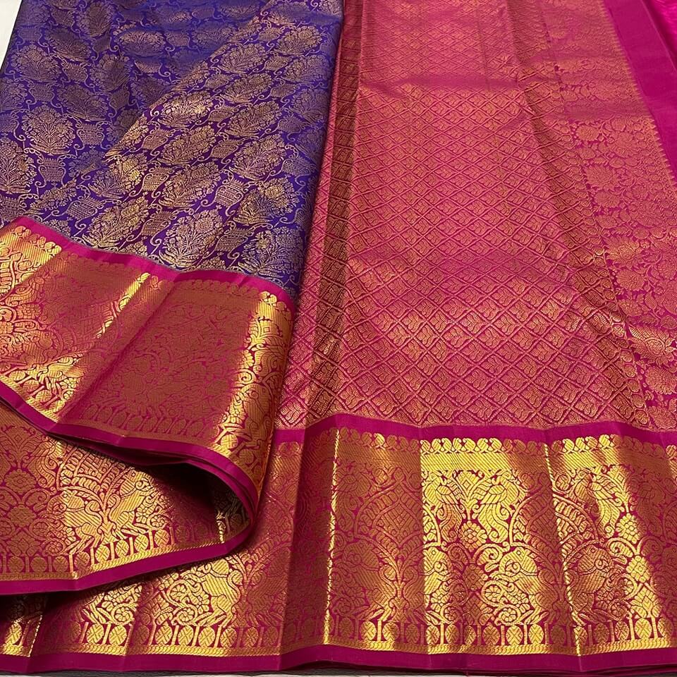 Sizzling Purple Soft Banarasi Silk Saree With Stunning Blouse Piece