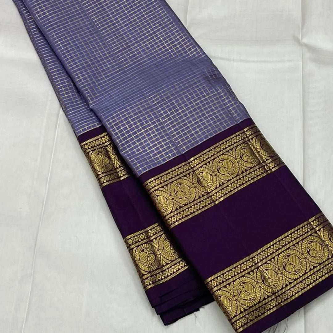 Scintillating Lavender Soft Silk Saree With Exquisite Blouse Piece