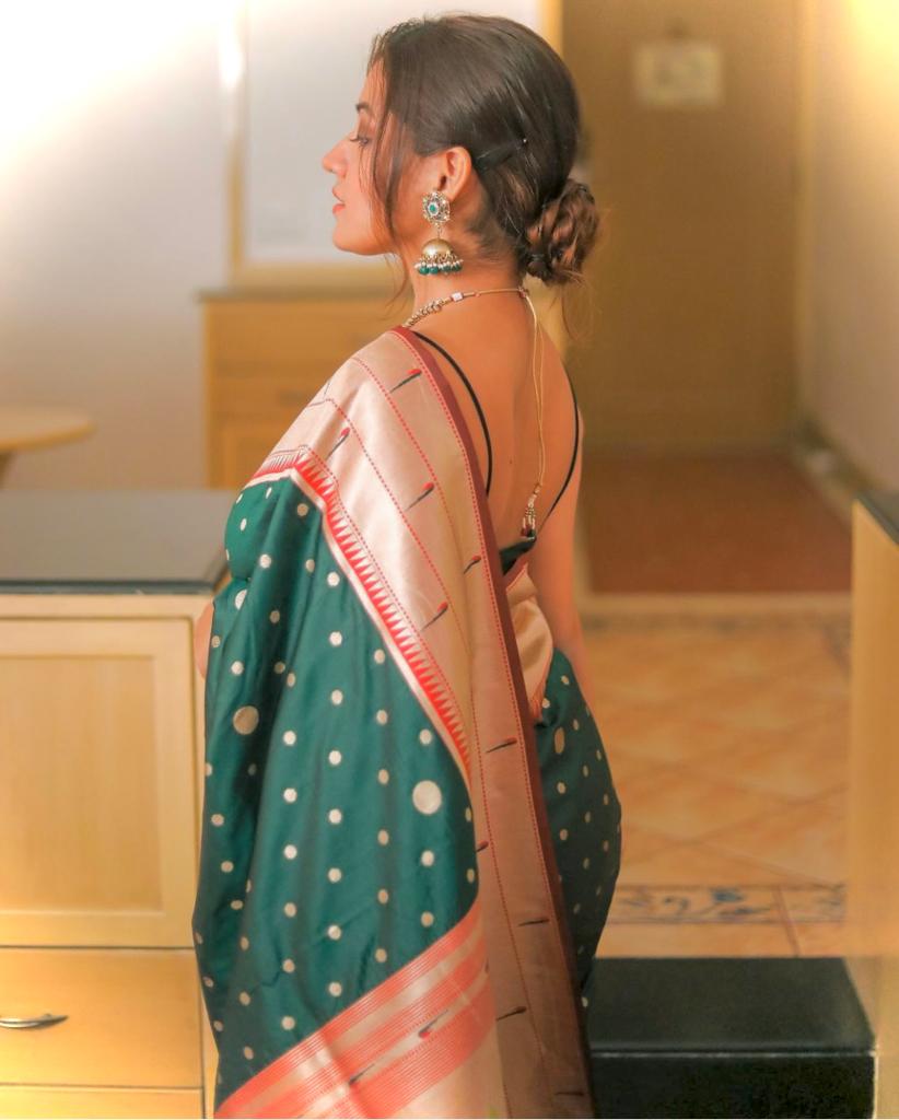 Nectarous Dark Green Paithani Silk Saree With Enchanting Blouse Piece