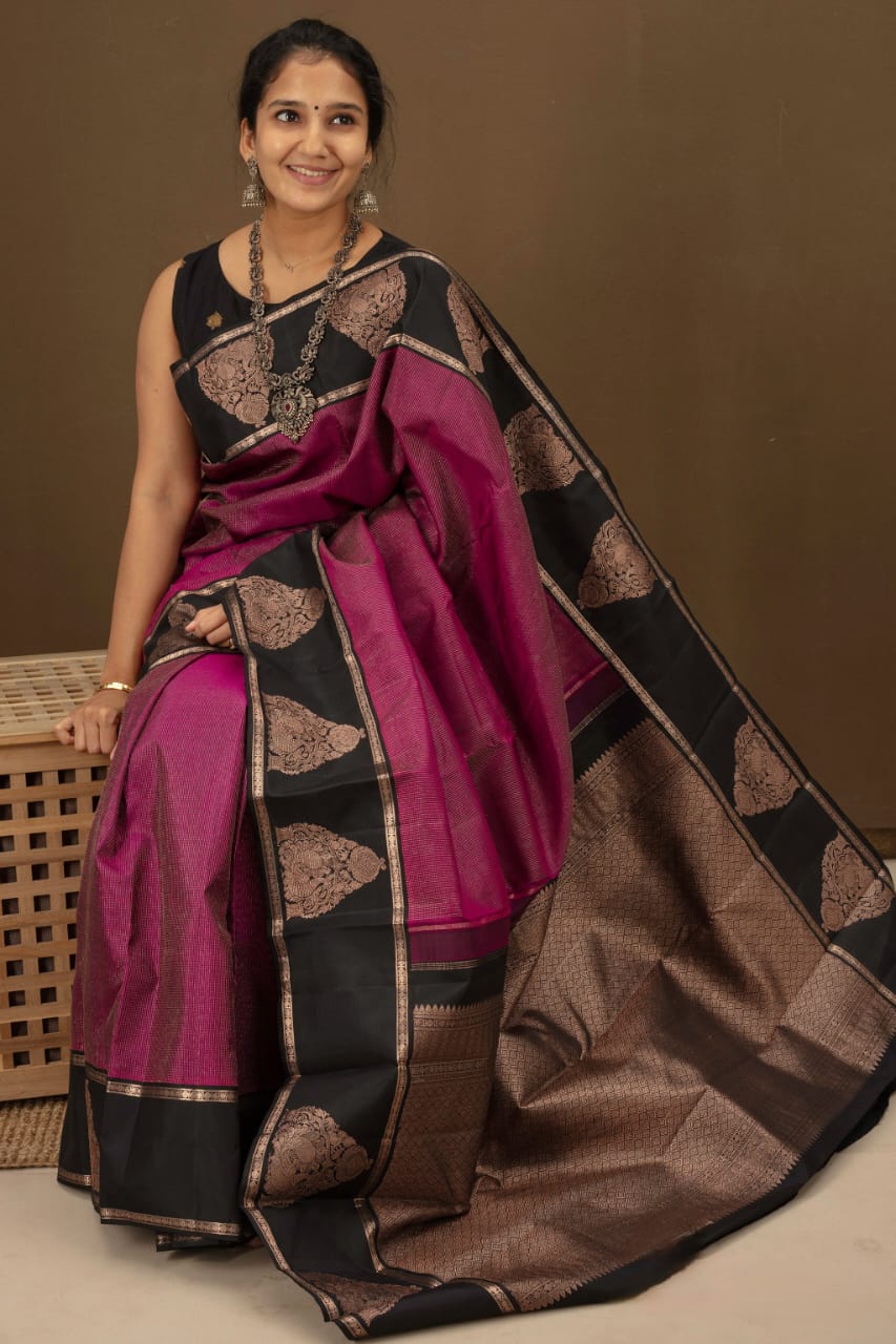 Scintillating Purple Soft Banarasi Silk Saree With Glamorous Blouse Piece