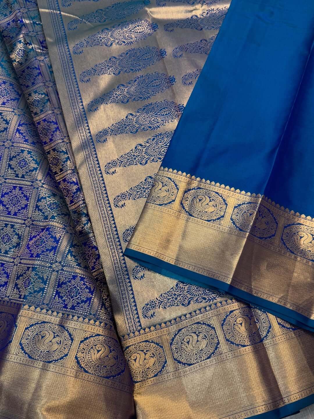 Ideal Blue Soft Banarasi Silk Saree With Embrocation Blouse Piece
