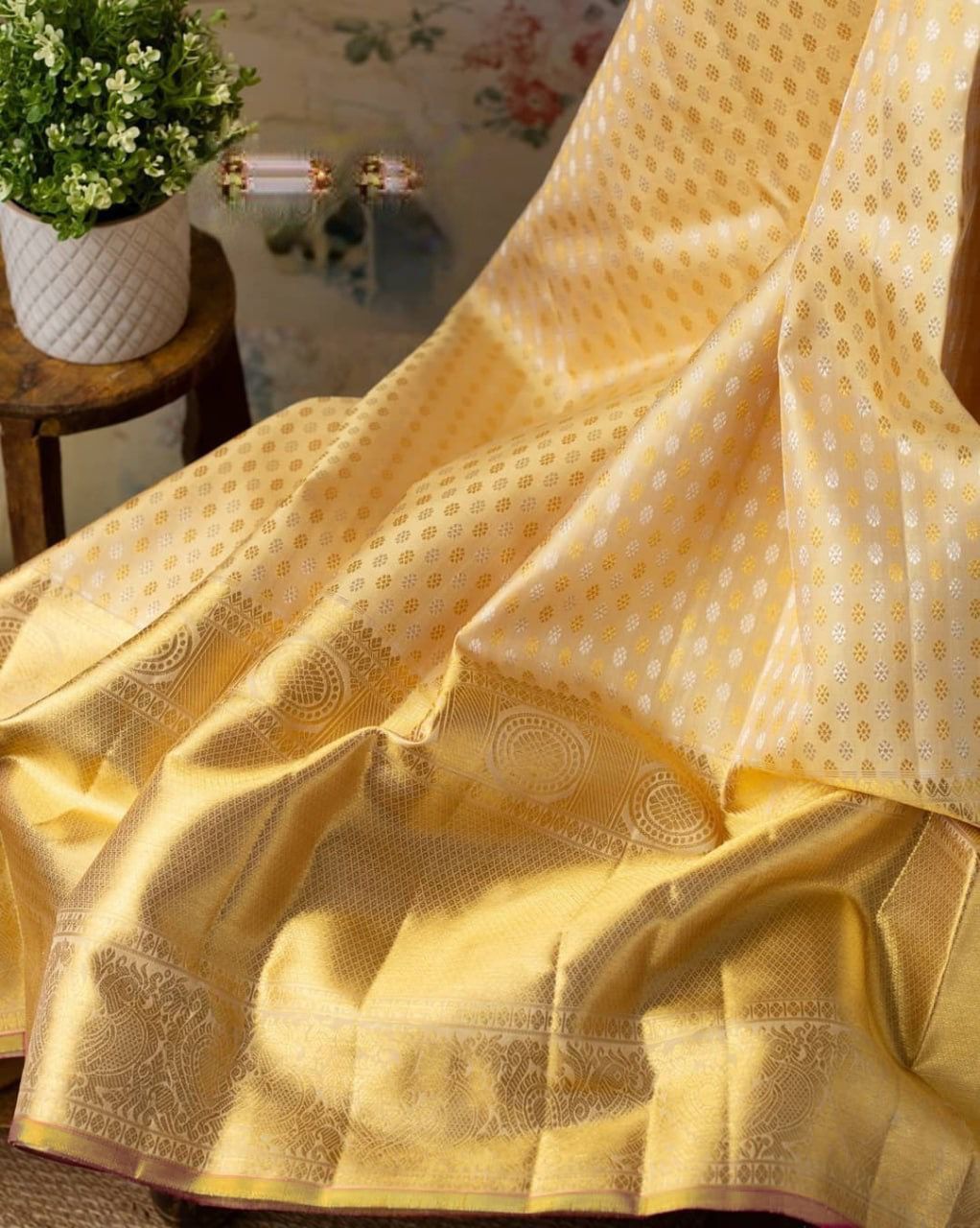 Blooming Beige Soft Silk Saree With Delightful Blouse Piece
