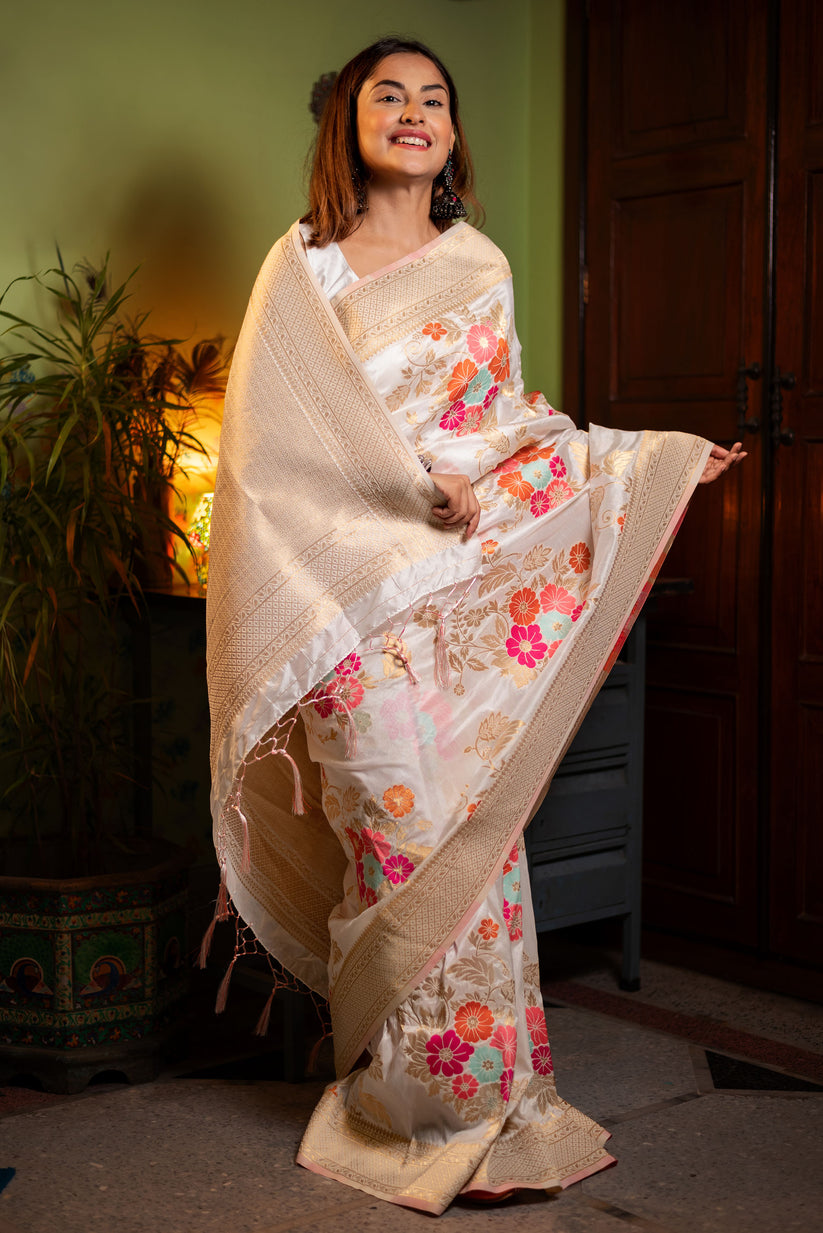 Twirling Beige Soft Banarasi Silk Saree With Exceptional Blouse Piece