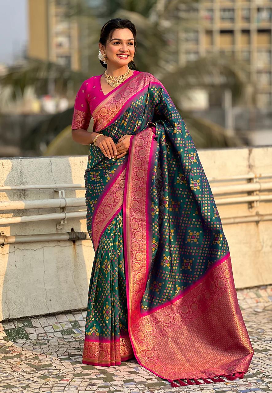 Demanding Dark Green Soft Silk Saree With Panache Blouse Piece