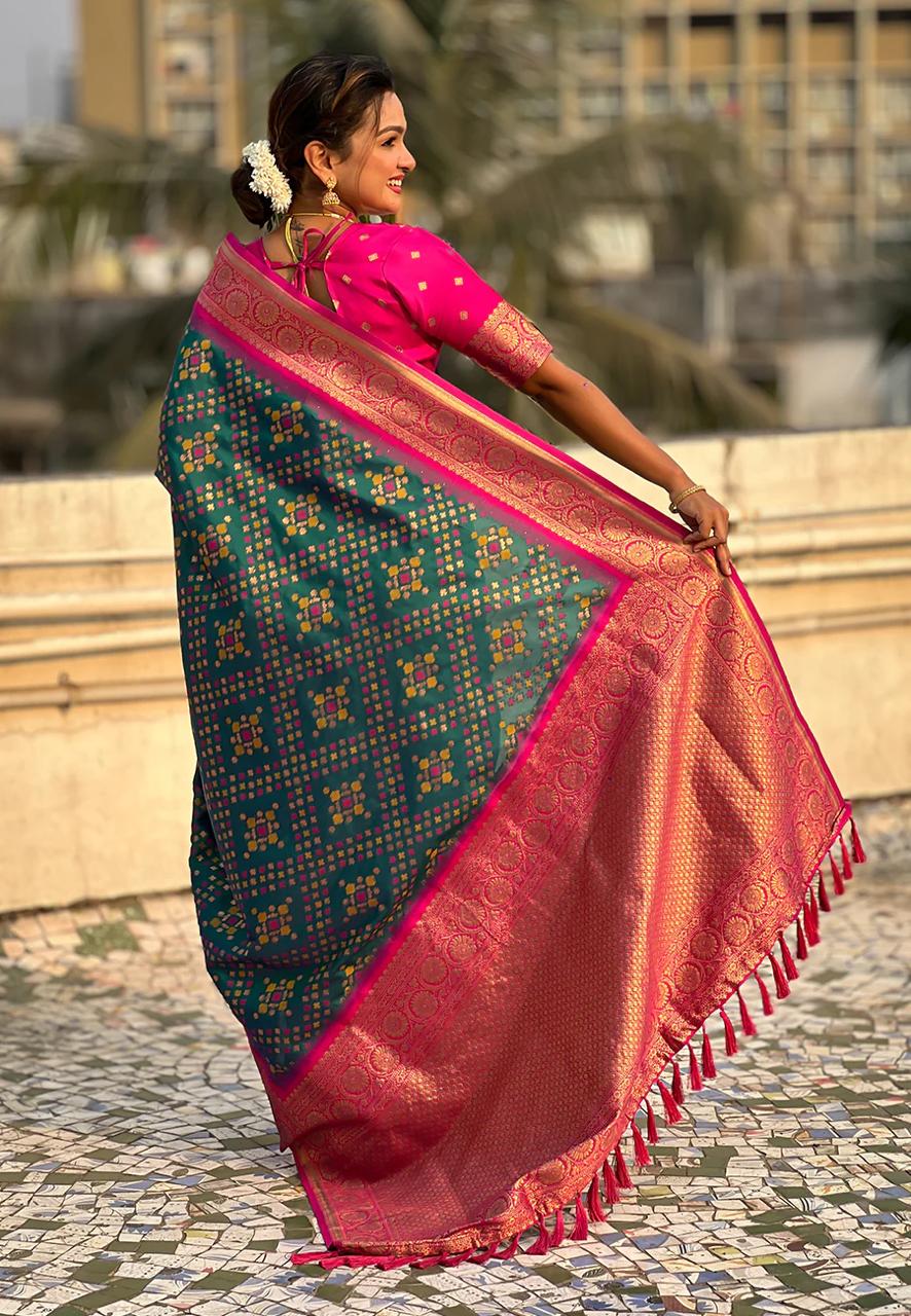 Demanding Dark Green Soft Silk Saree With Panache Blouse Piece