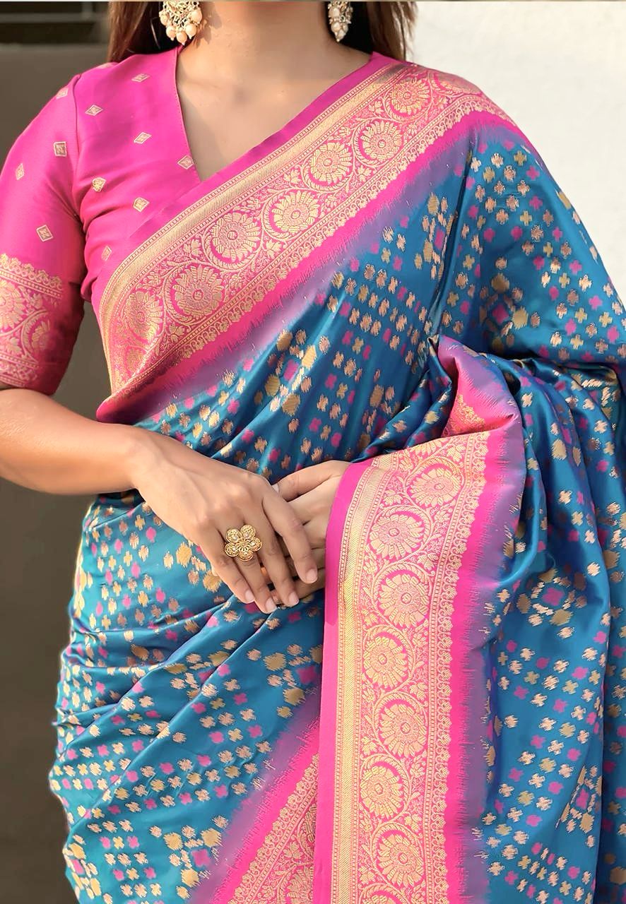 Vivacious Rama Soft Silk Saree With Glittering Blouse Piece