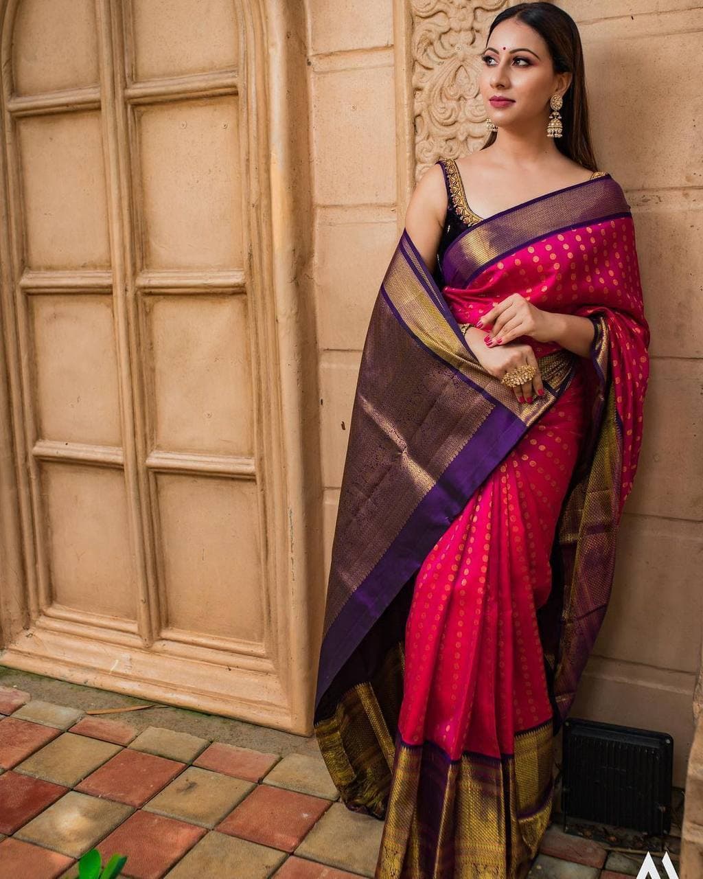 Seraphic Dark Pink Soft Banarasi Silk Saree With Ideal Blouse Piece