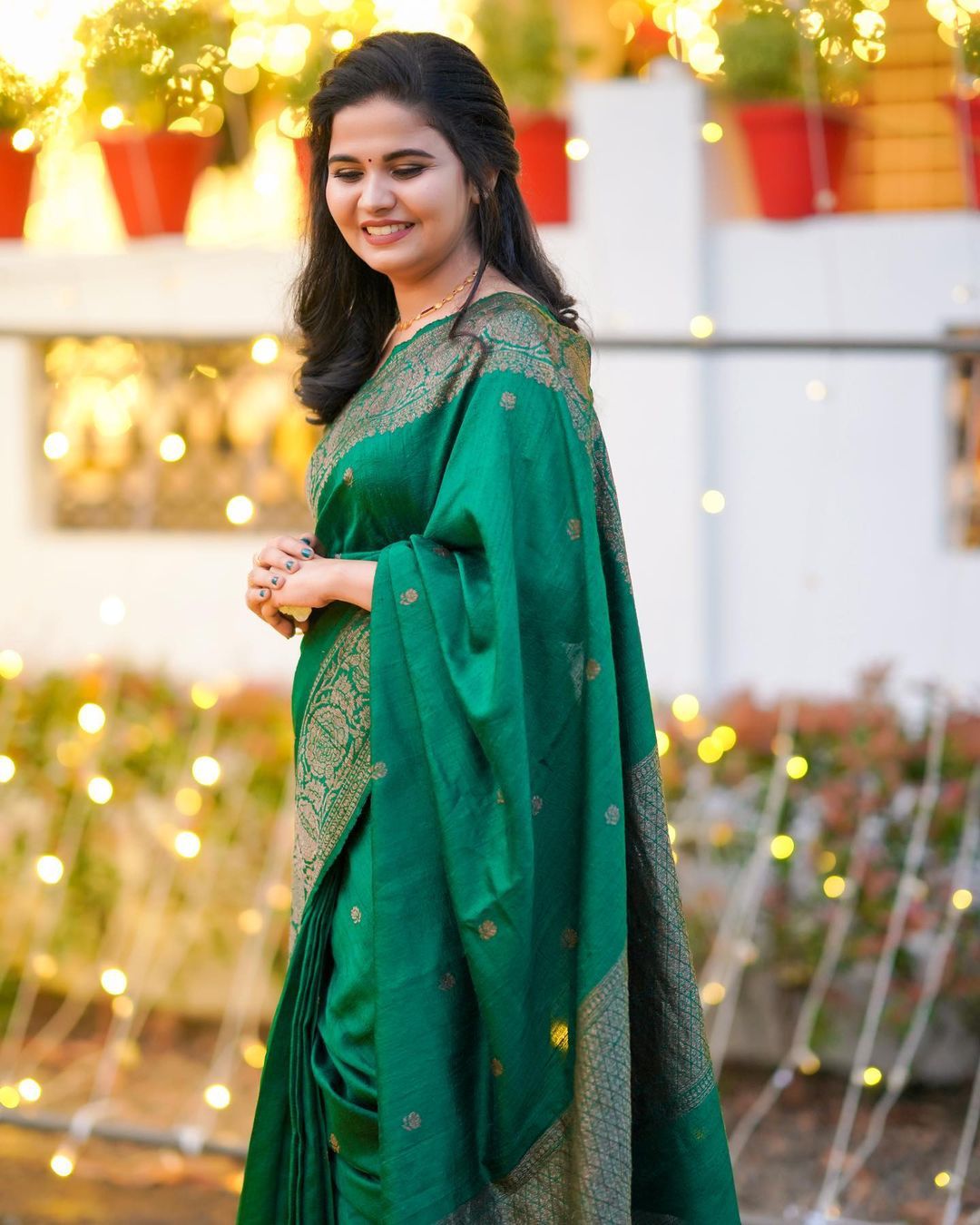 Exquisite Green Soft Banarasi Silk Saree With Lovely Blouse Piece