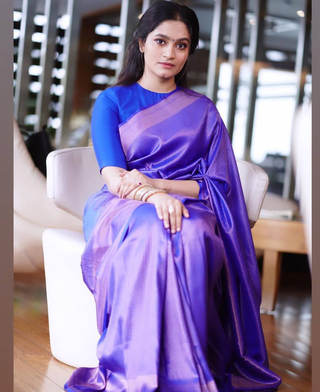 Pulsating Blue Soft Banarasi Silk Saree With Entrancing Blouse Piece