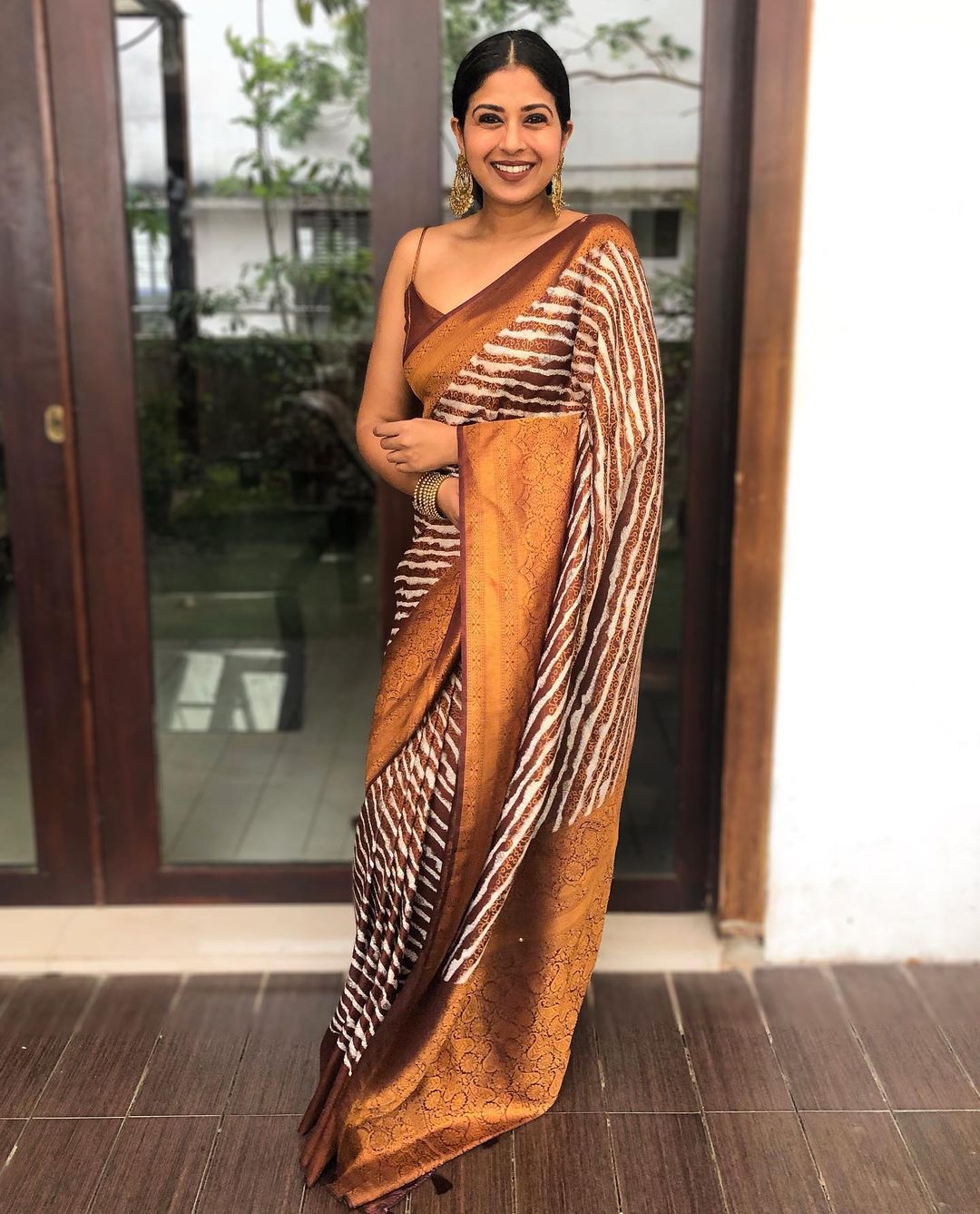 Opulent Brown Soft Banarasi Silk Saree With Magnetic Blouse Piece