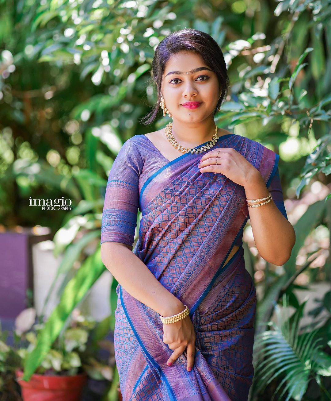 Sumptuous Blue Soft Silk Saree With Luxuriant Blouse Piece