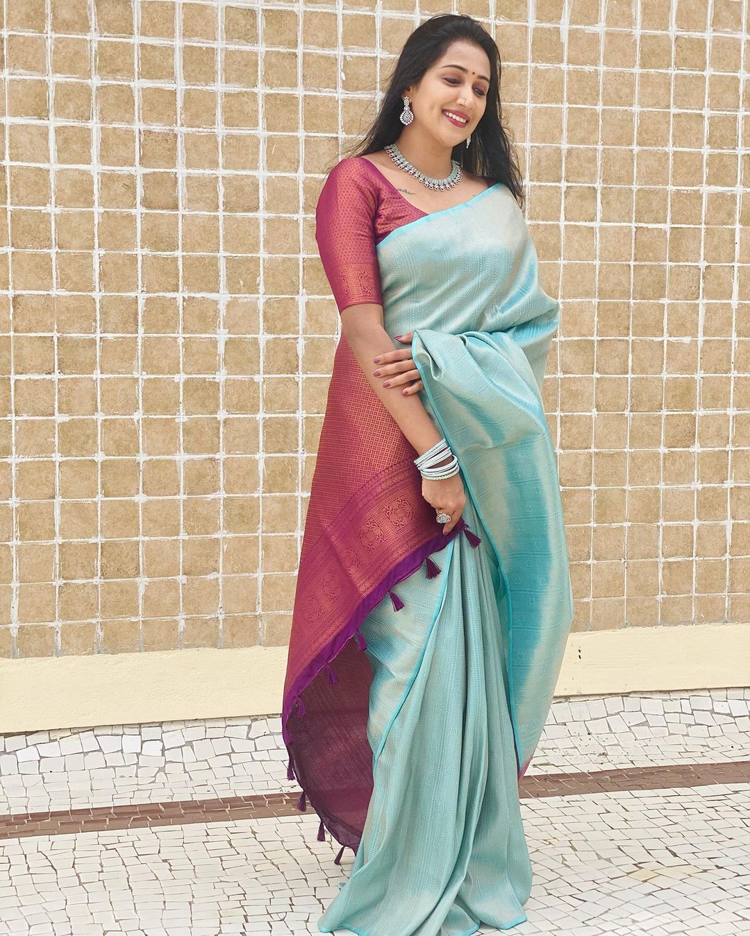 Majestic Firozi Soft Silk Saree With Excellent Blouse Piece