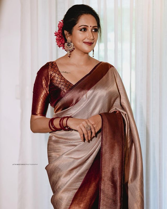 Palimpsest Beige Soft Silk Saree with Lissome Blouse Piece