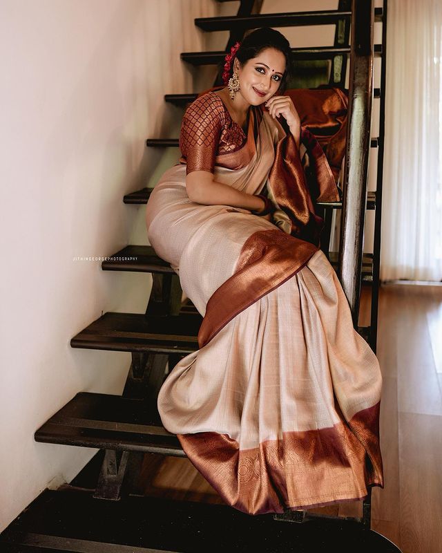 Palimpsest Beige Soft Silk Saree with Lissome Blouse Piece