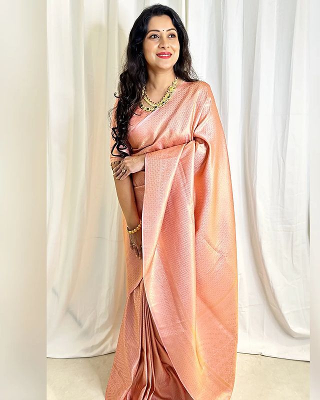 Serendipity Baby Pink Soft Silk Saree With Imbrication Blouse Piece