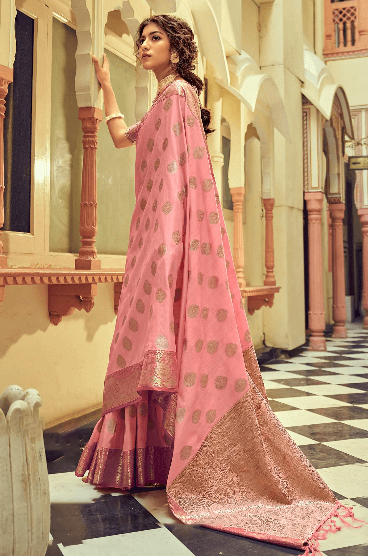 Stunning Pink Soft Banarasi Silk Saree With Hypnotic Blouse Piece