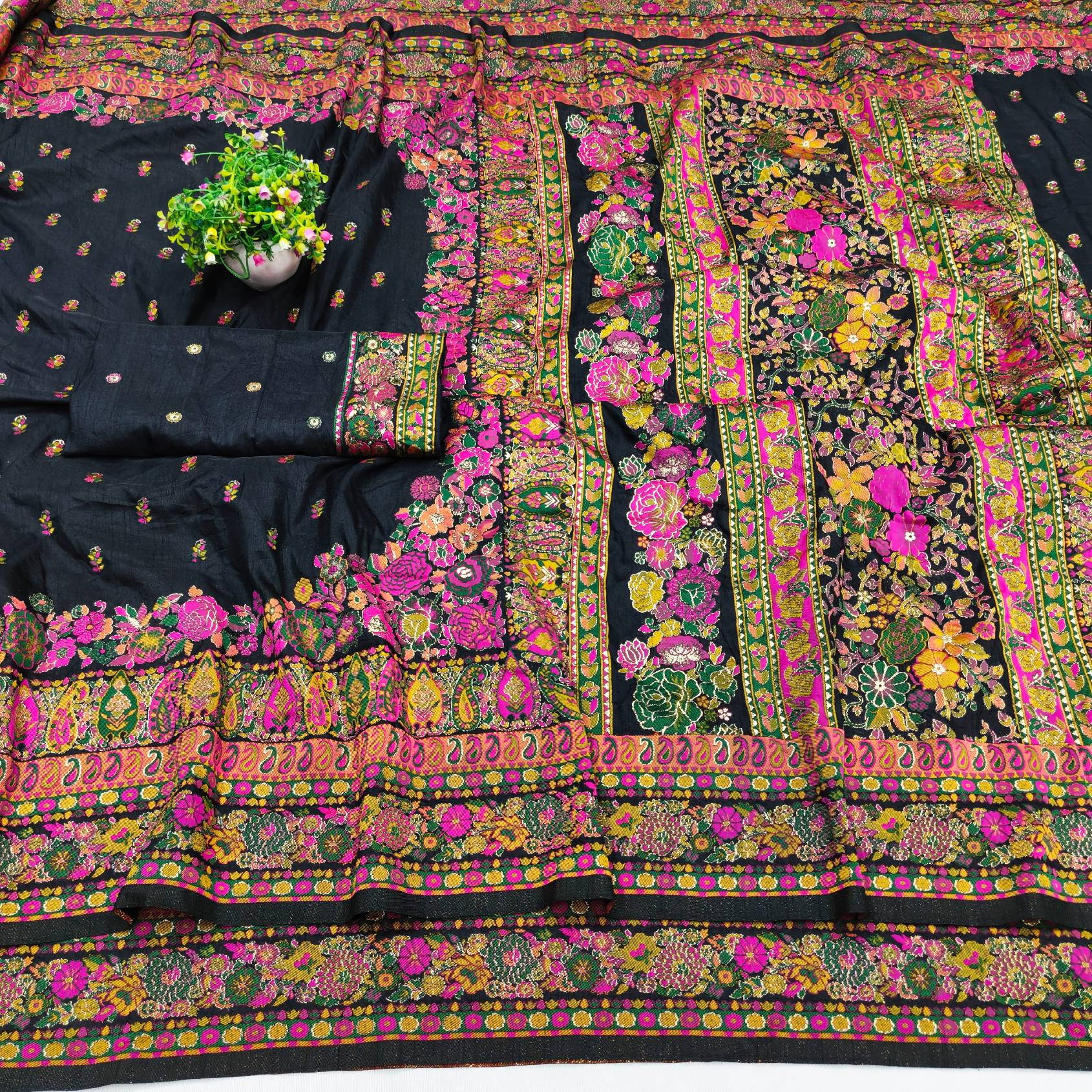 Posh Black Nylon Dola Pashmina Saree With Lissome Blouse Piece