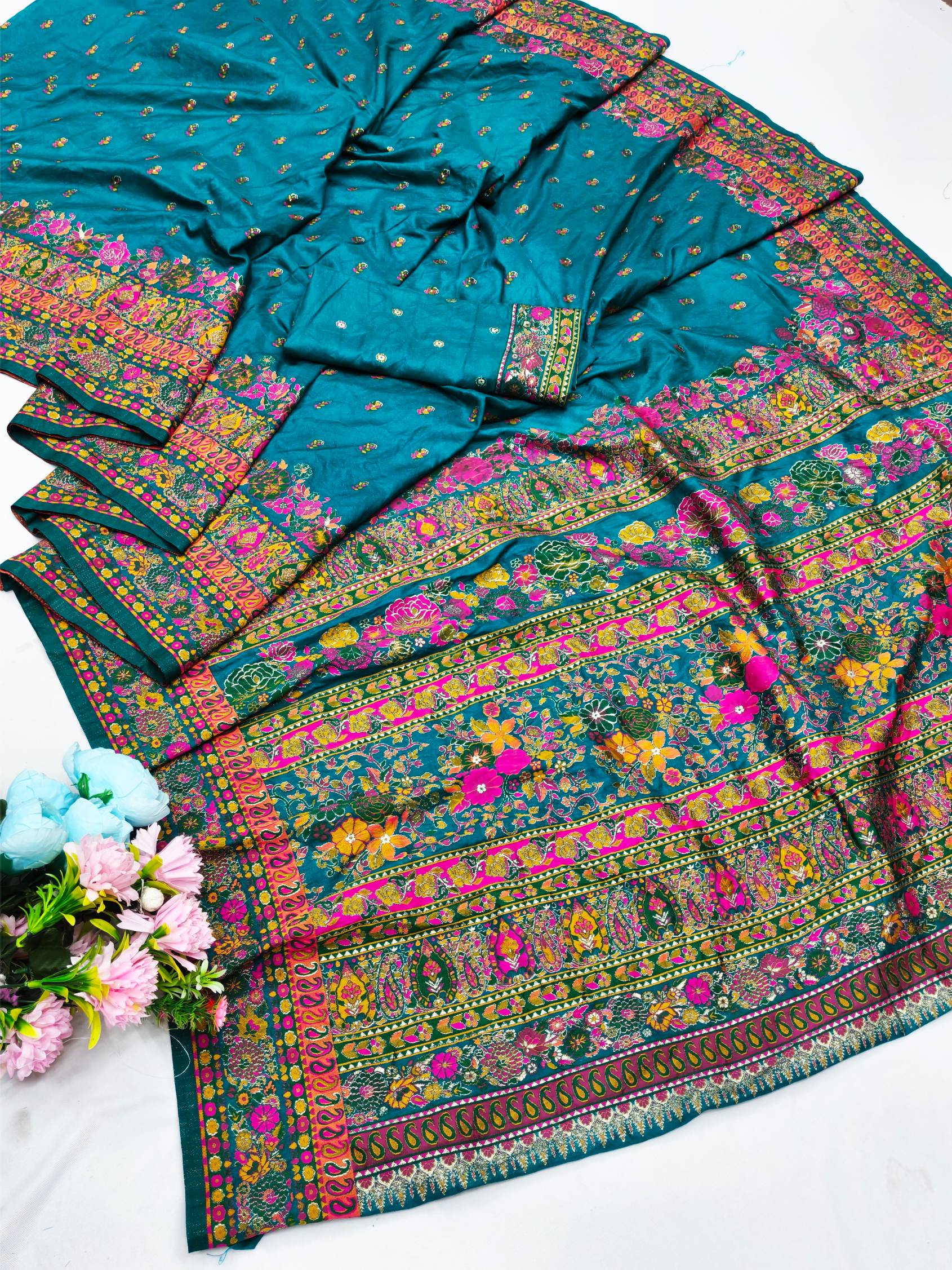 Ethnic Rama Nylon Dola Pashmina Saree With Deserving Blouse Piece