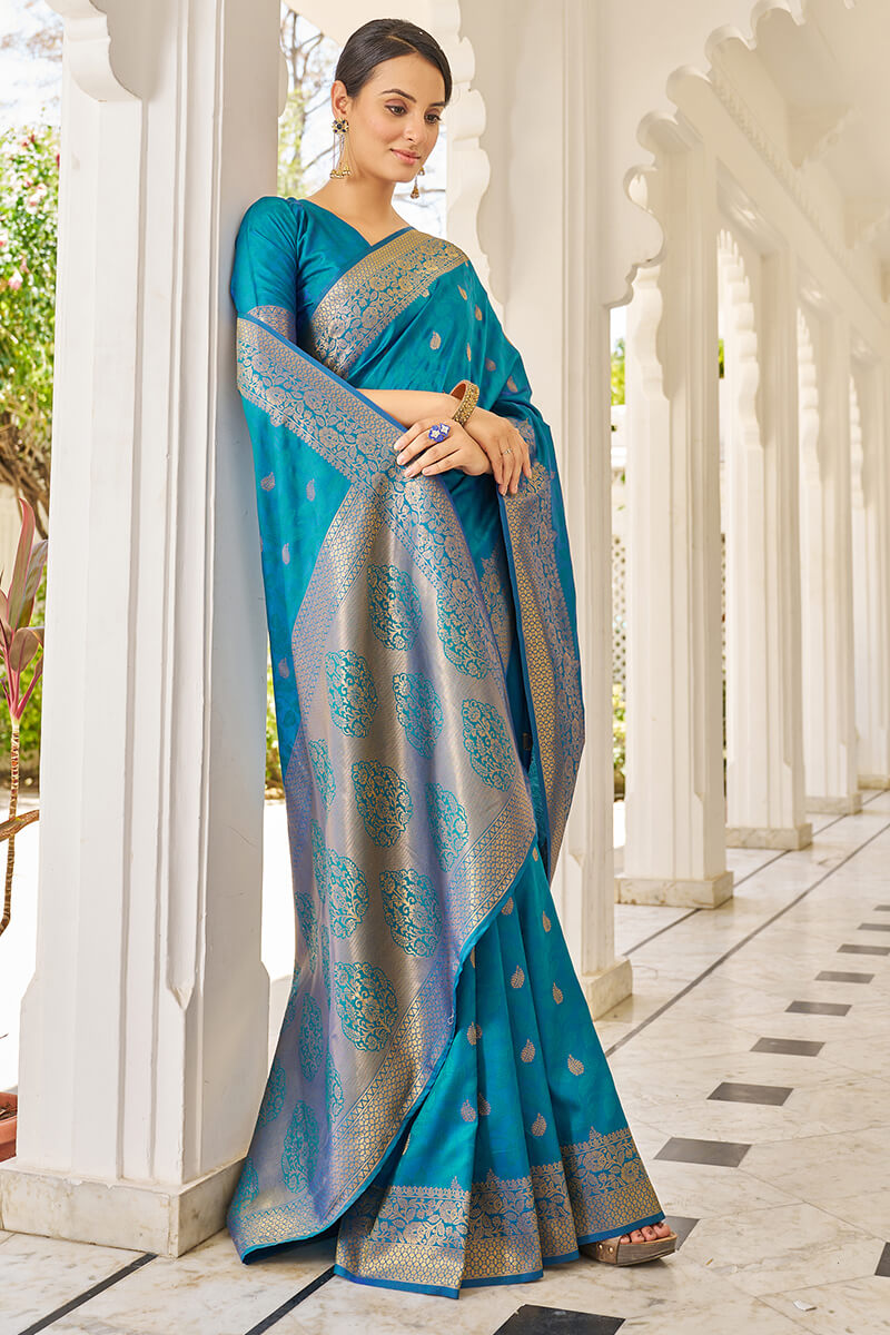Verdant Firozi Kanjivaram Silk Saree With Comely Blouse Piece