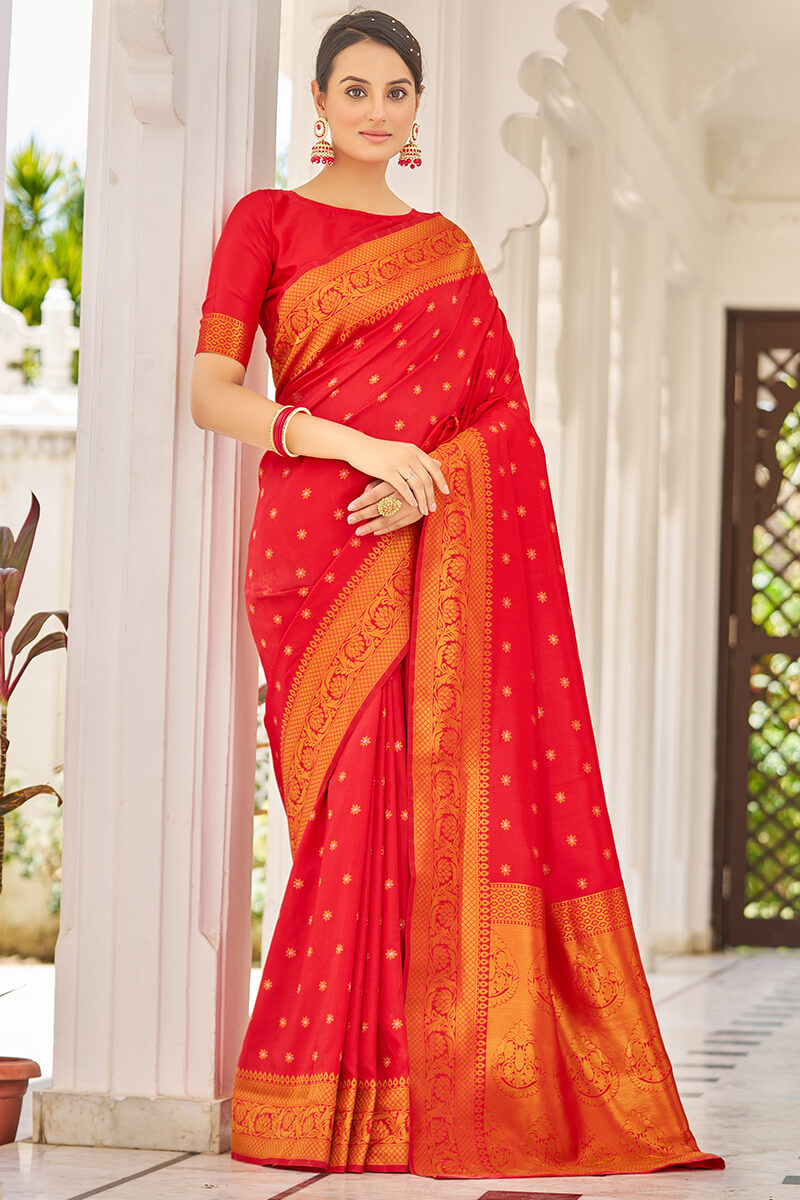 Nebula Red Kanjivaram Silk Saree With Demanding Blouse Piece