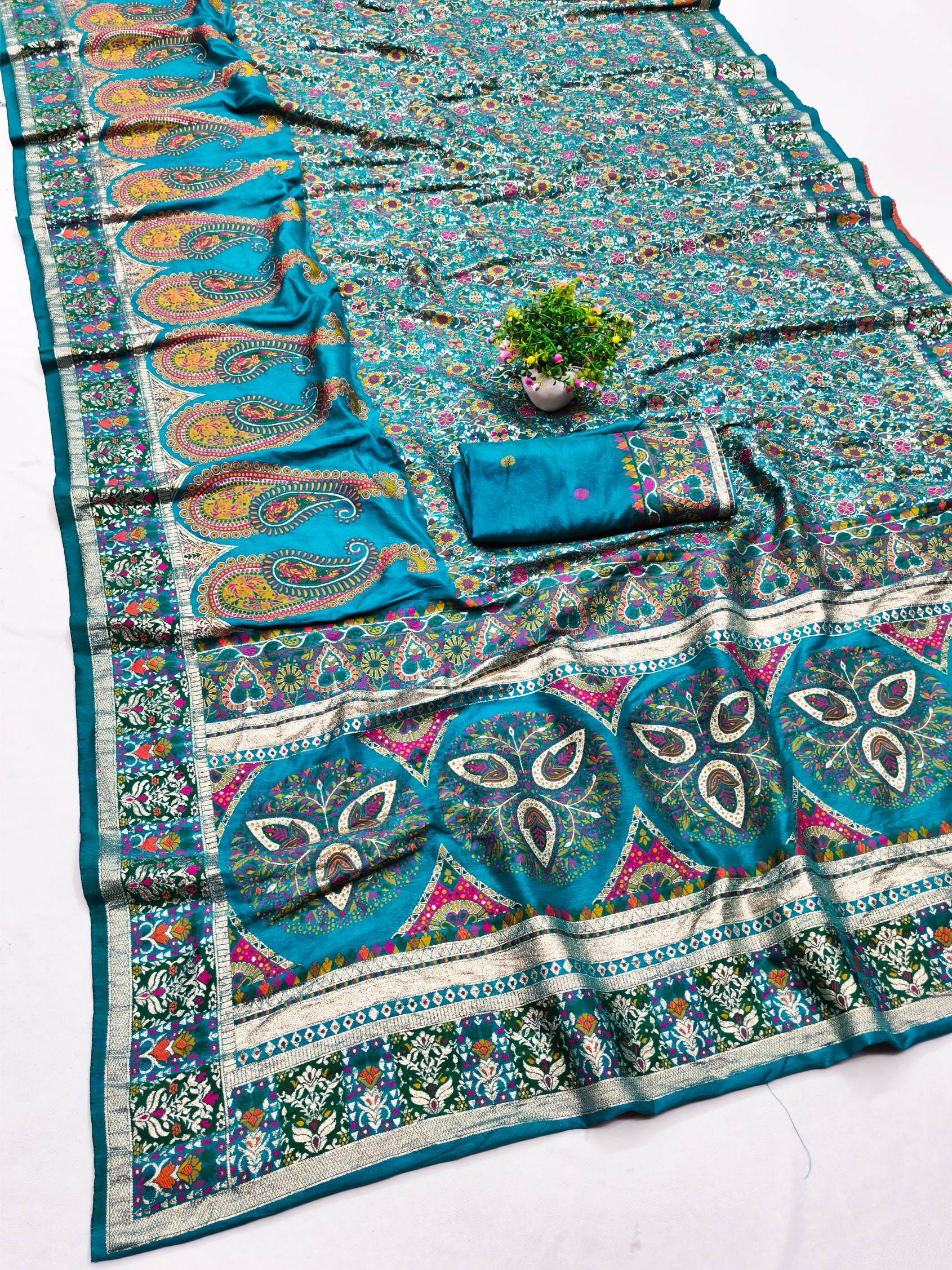 Opulent Rama Nylon Dola Pashmina Saree With Majesty Blouse Piece