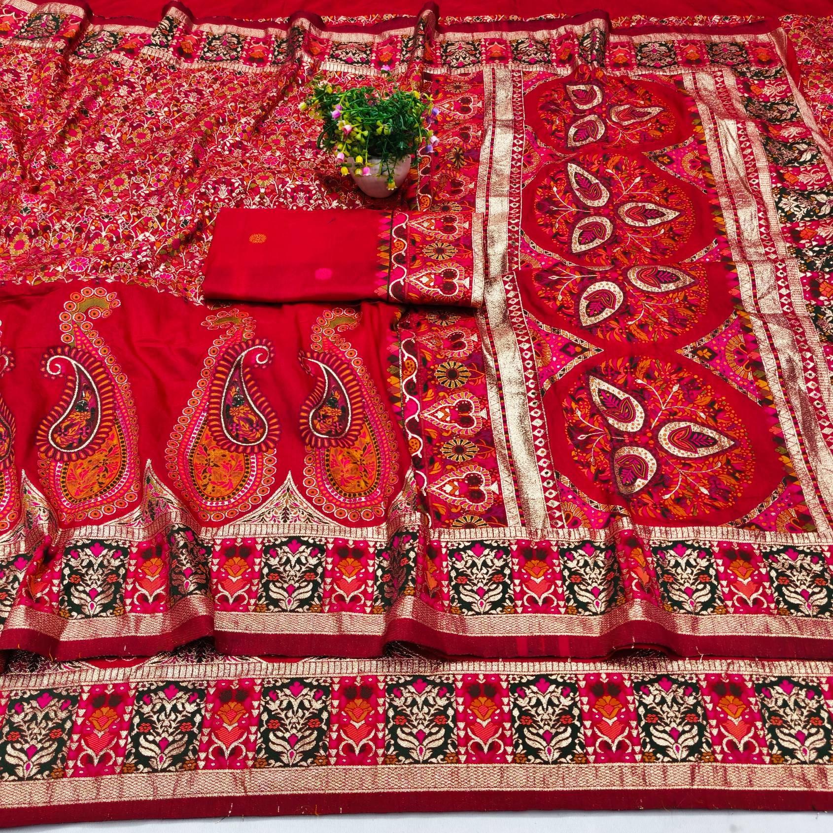 Bewitching Red Nylon Dola Pashmina Saree With Nemesis Blouse Piece