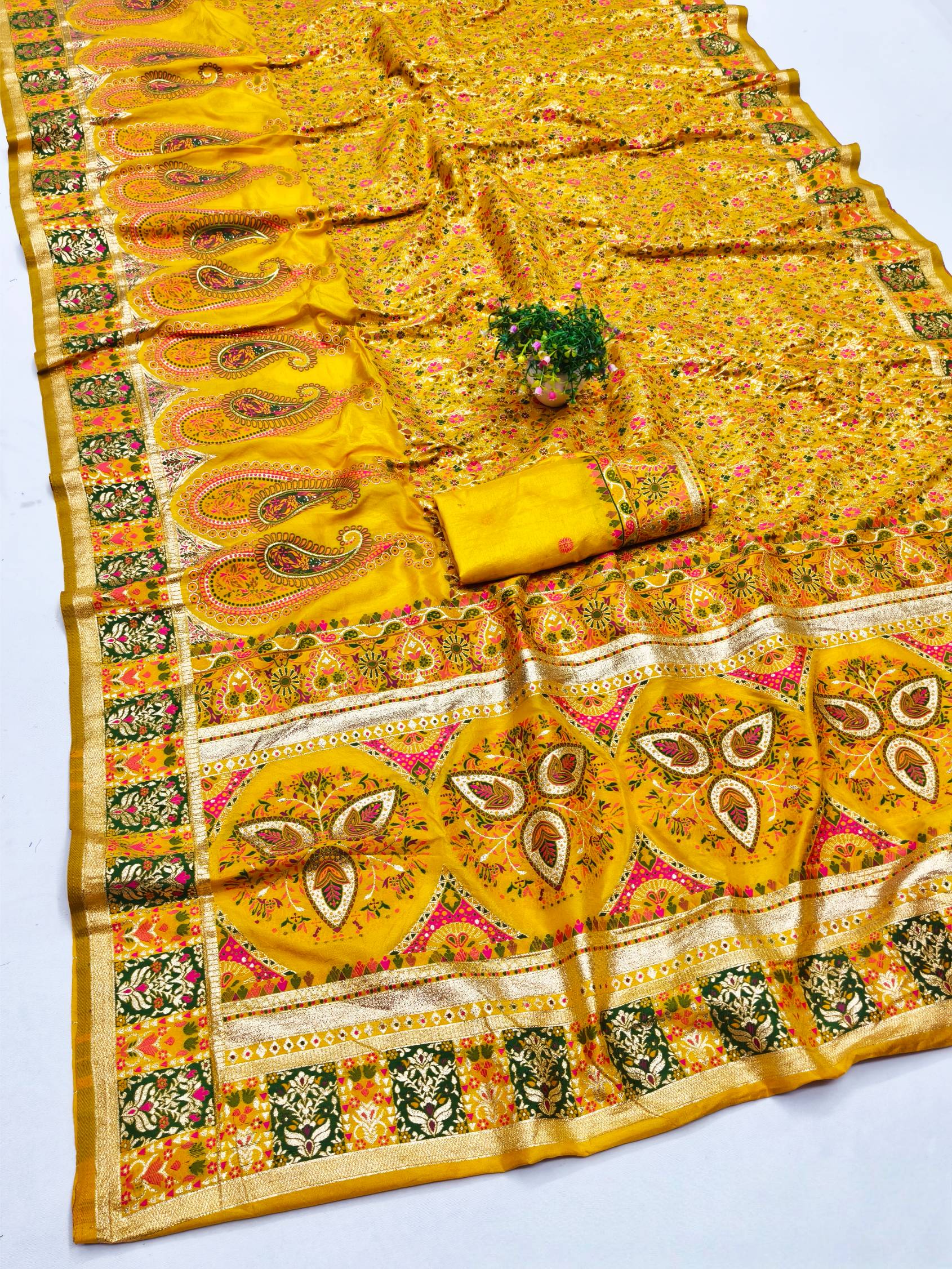 Traditional Yellow Nylon Dola Pashmina Saree With Incomparable Blouse Piece