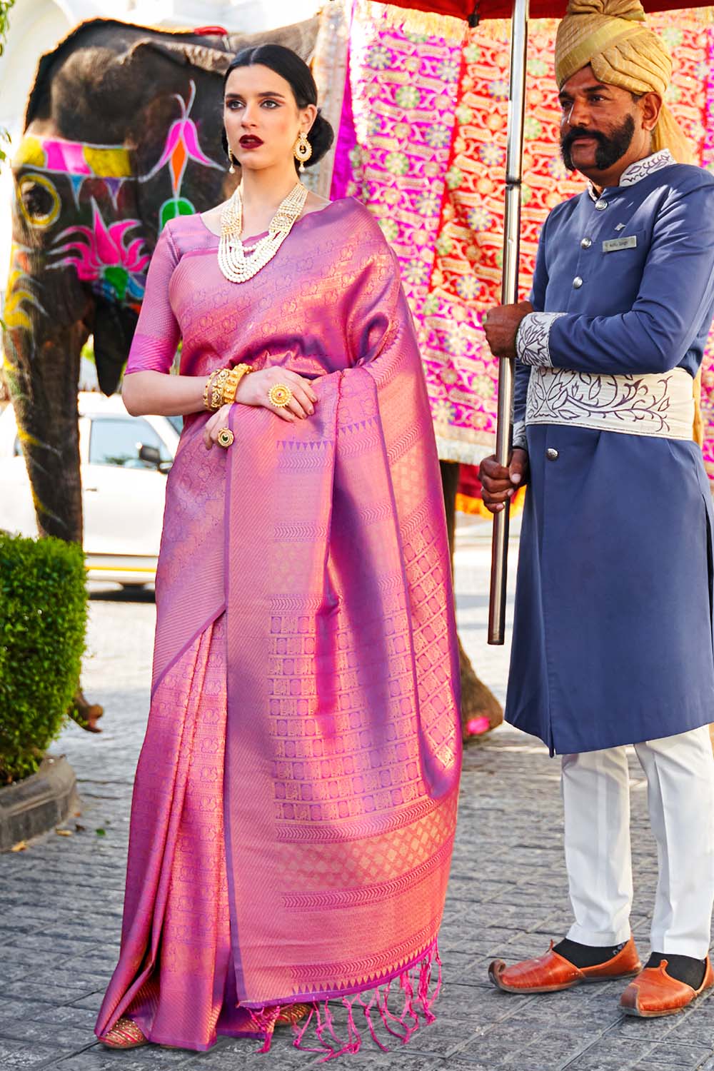 Outstanding Purple Kanjivaram Silk Saree With Snappy Blouse Piece