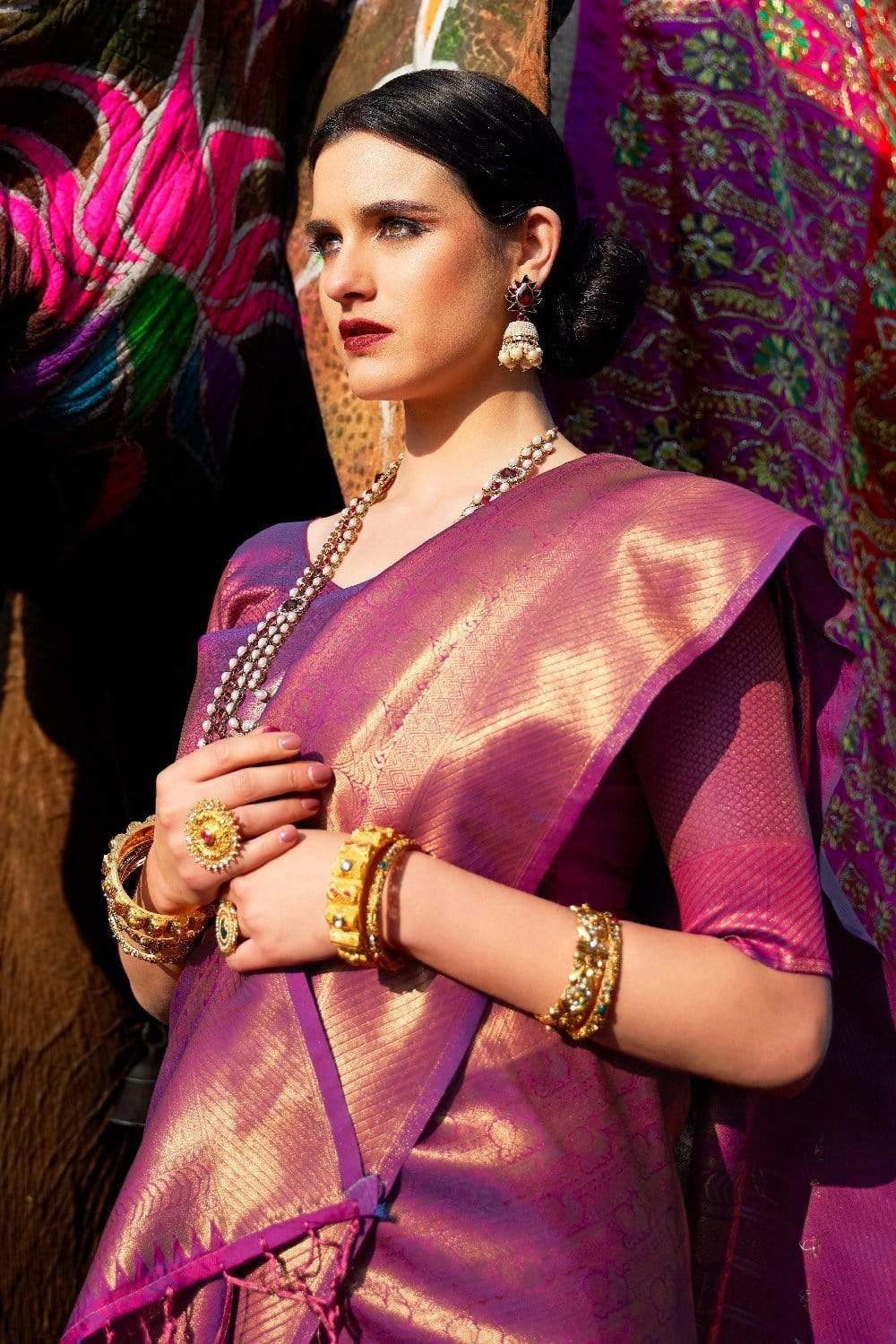 Outstanding Purple Kanjivaram Silk Saree With Snappy Blouse Piece