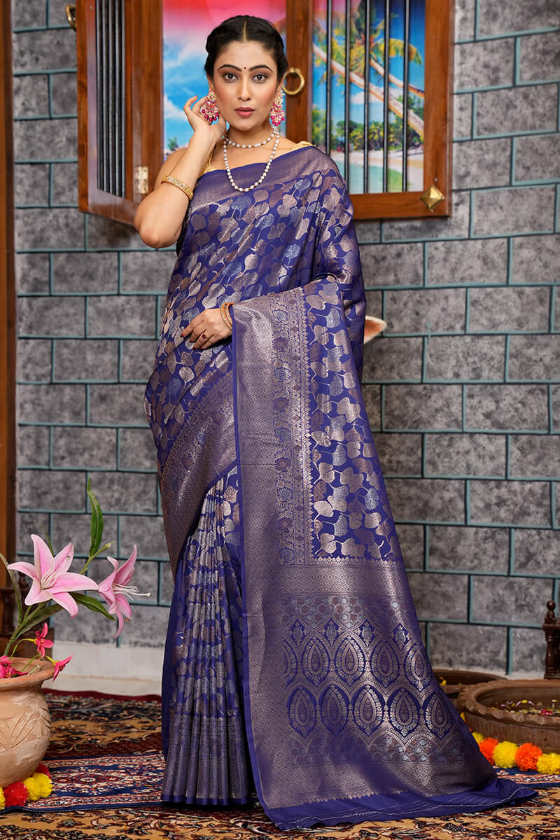 Flamboyant Navy Blue Kanjivaram Silk Saree With Adorable Blouse Piece