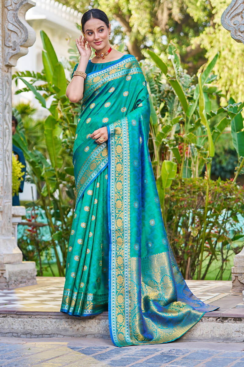 Lustrous Rama Kanjivaram Silk Saree With Palimpsest Blouse Piece