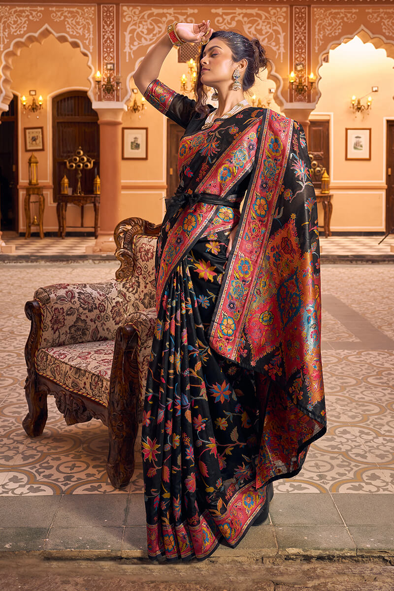 Groovy Black Linen Silk Saree With Trendy Blouse Piece