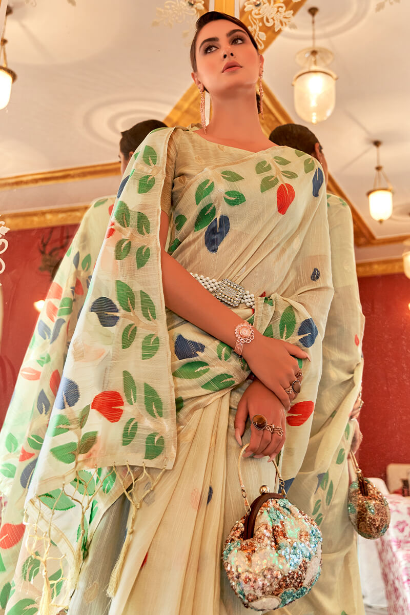 Energetic Beige Cotton Silk Saree With Beguiling Blouse Piece