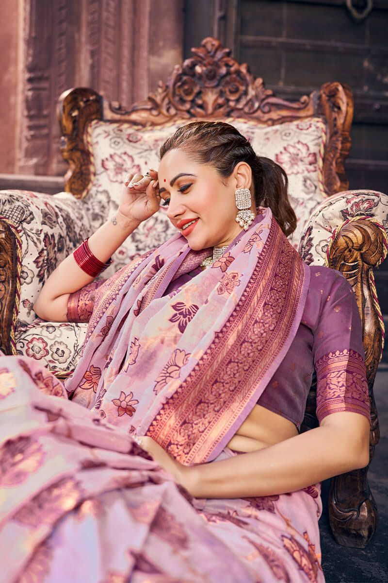 Prominent Lavender Organza Silk Saree With Lassitude Blouse Piece