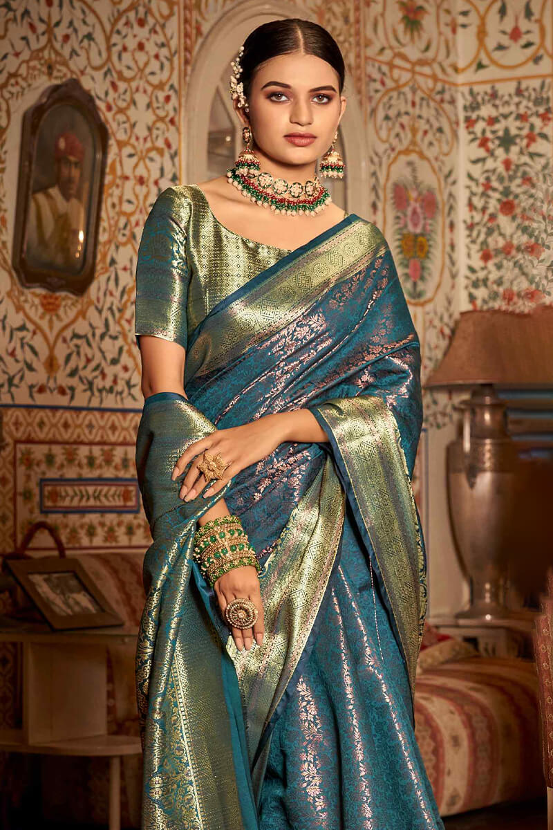 Surpassing Rama Kanjivaram Silk Saree With Opulent Blouse Piece