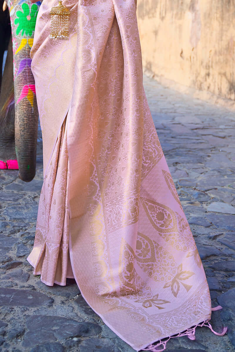 Chatoyant Baby Pink Kanjivaram Silk Saree with Lustrous Blouse Piece
