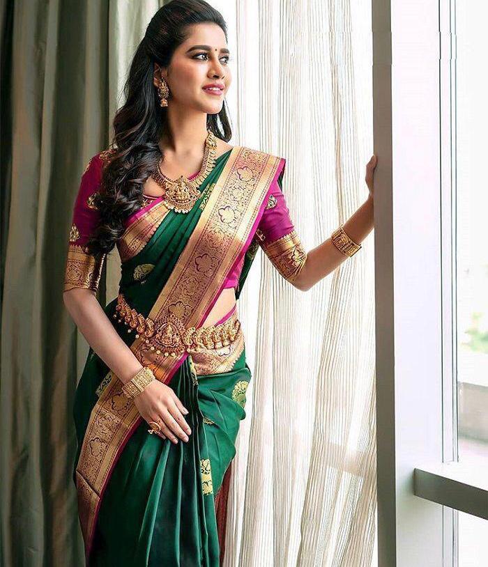 Grandiose  Green Soft Silk Saree With Excellent Blouse Piece