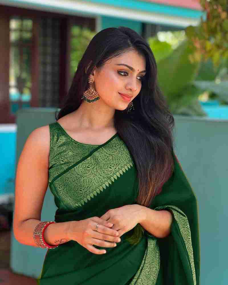 Assemblage Green Soft Silk Saree With Fairytale Blouse Piece