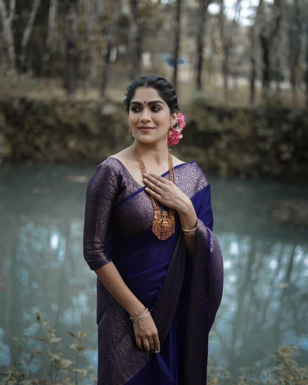 Ethnic Navy Blue Soft Silk Saree With Angelic Blouse Piece