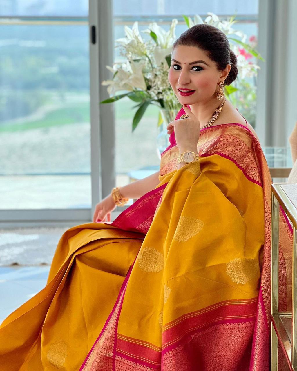 Prettiest Yellow Soft Banarasi Silk Saree With Blissful Blouse Piece