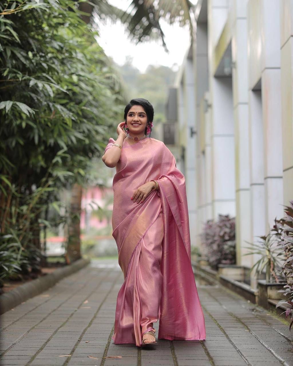 Ideal Pink Soft Silk Saree With Forbearance Blouse Piece