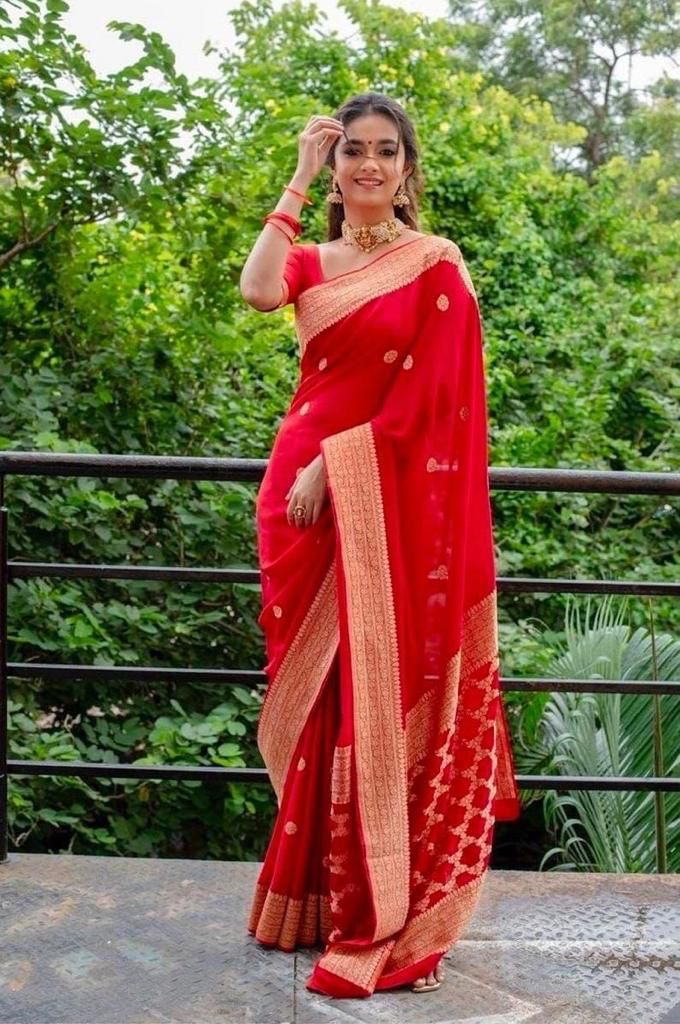 Demure Red Soft Silk Saree With Ravishing Blouse Piece