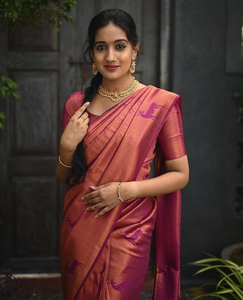 Chatoyant Dark Pink Soft Silk Saree With Ailurophile Blouse Piece