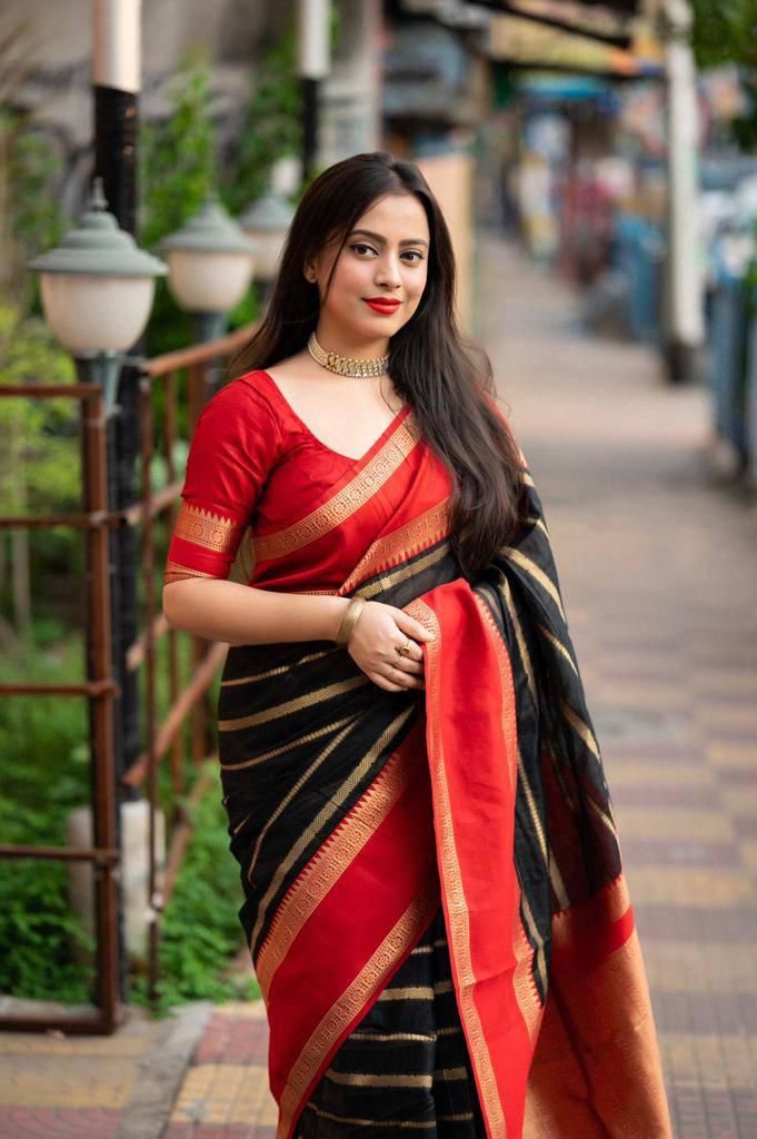 Exceptional Black Soft Silk Saree With Resonant Blouse Piece